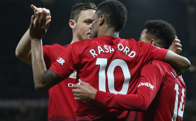 比赛中两队 比赛中两队